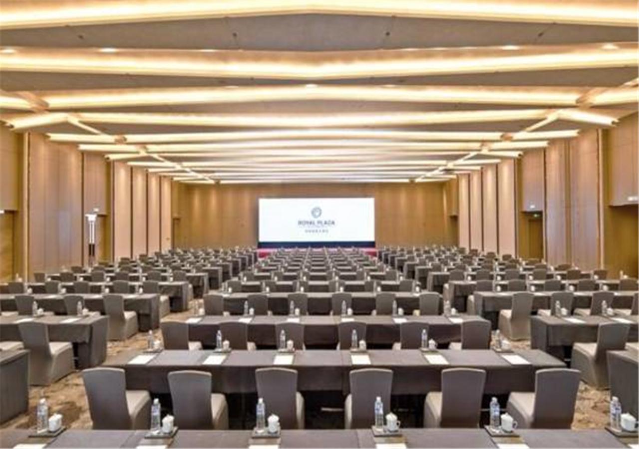 Jinan Inzone Royal Plaza Hotels Esterno foto
