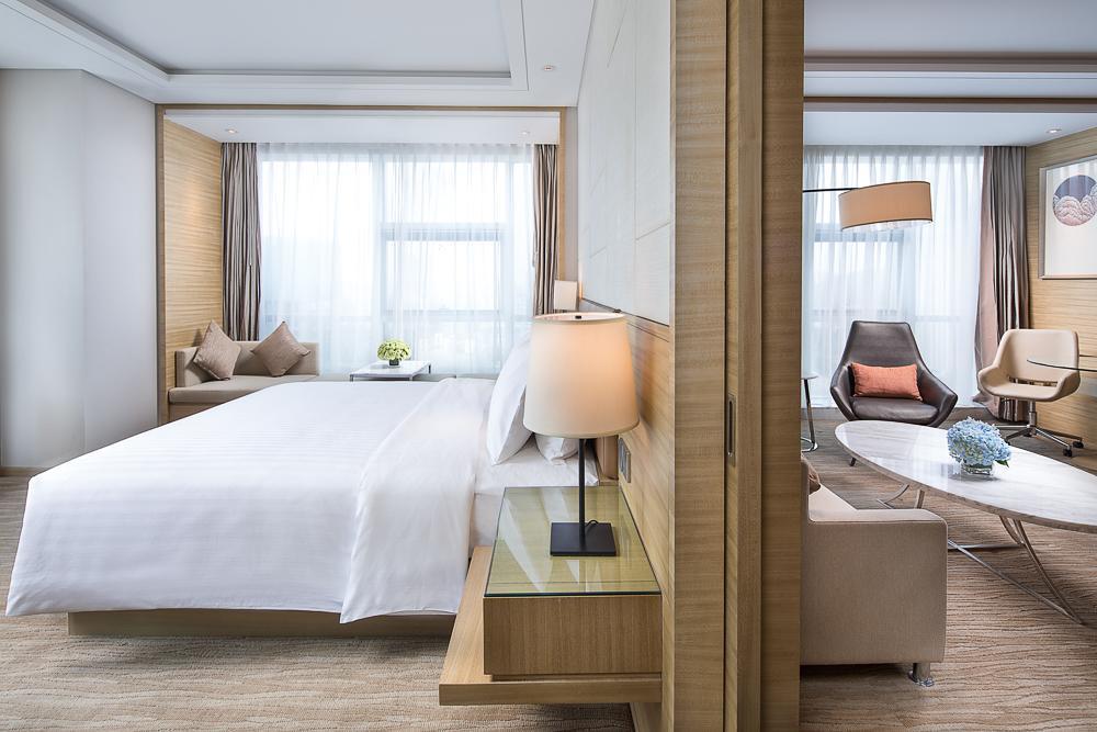 Jinan Inzone Royal Plaza Hotels Esterno foto